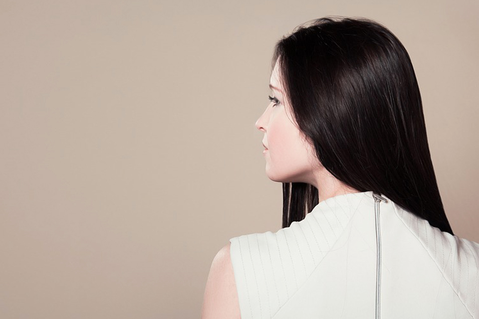 壓力導致的白髮可逆轉 紓壓有助恢復原來髮色但自然老化不算