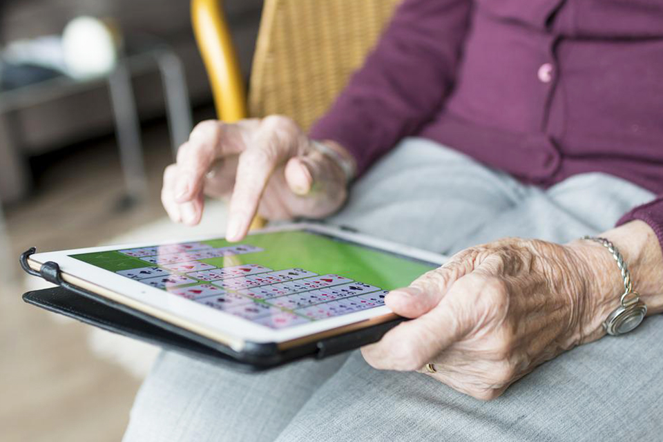 孤獨、社交孤立會使女性患心臟病的風險增加 疫情的關係可能會演變成一種慢性狀態