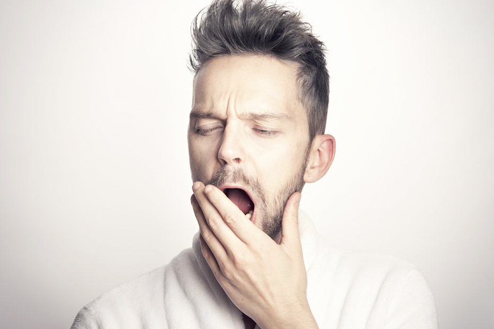 你時常醒來時比上床時更昏昏沉沉？ 揪出睡不飽的6大原因改善你的睡眠品質