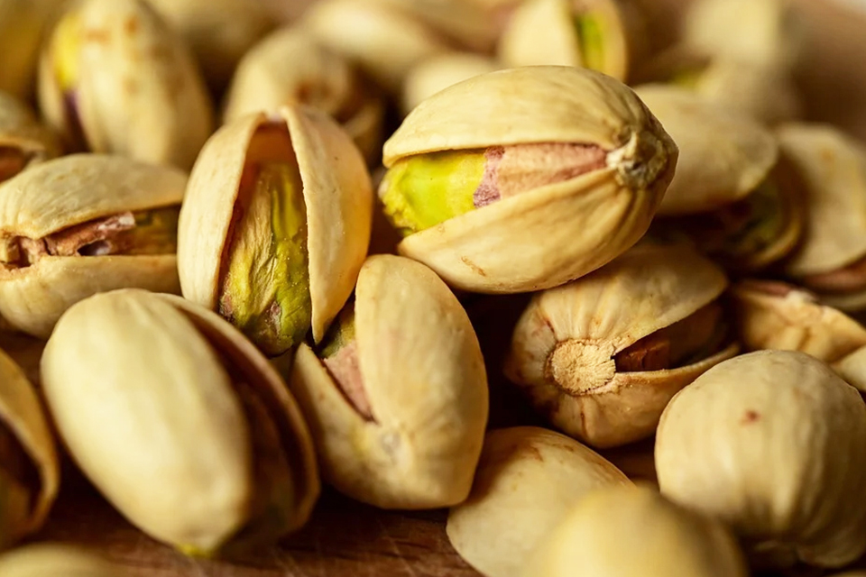 開心果不只含有完整植物蛋白質、改善血糖、幫助減肥、抗氧化、抗發炎 還是有益心臟健康的零食